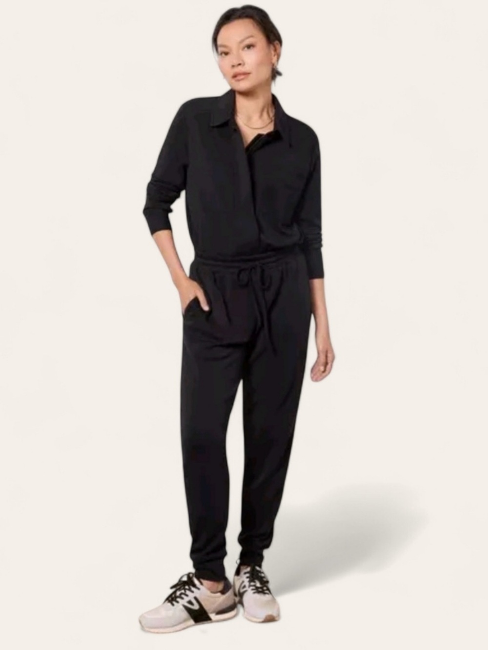 NEW Evereve Myra Black Long-Sleeve Drawstring Jumpsuit